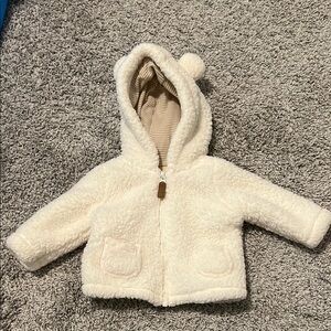 NWOT Carter's Cream Sherpa Baby Bear Jacket